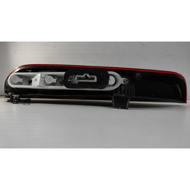 FANALE POST. DX. FORD FOCUS (CB4) (01/08-12/11) 1.6 (74KW) SW 5P/B/1596CC