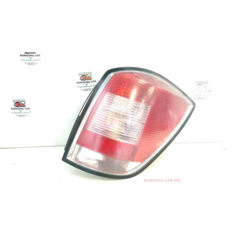 FANALE POST. HELLA DX. OPEL ASTRA (A04) (01/04-03/11) 1.3 16V CDTI (66KW) BER. 5P/D/1248CC