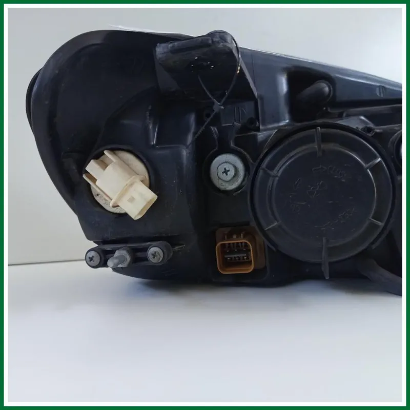 Proiettore anteriore sx Chevrolet Captiva 2006-2011