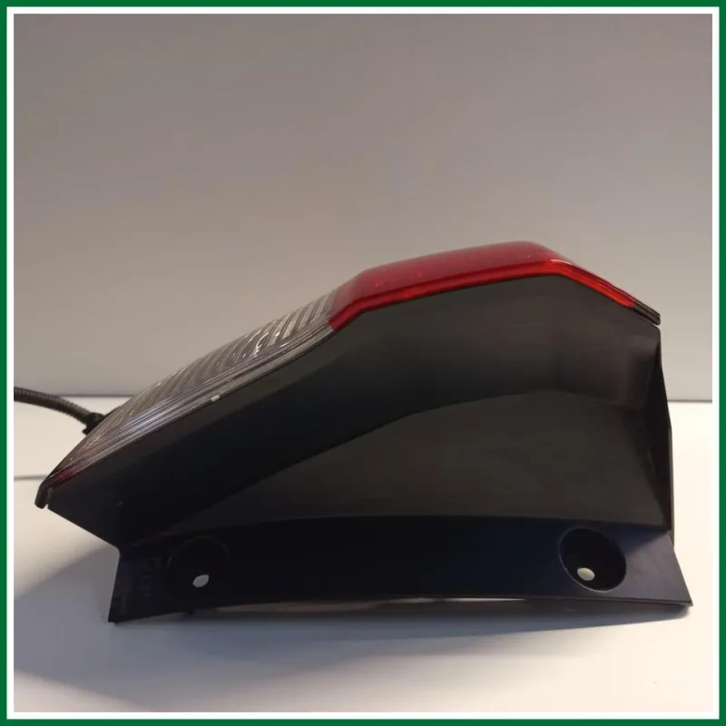 FANALE POSTERIORE INTERNO SX HONDA HR-V ANNO 2021 VER 1.5 BENZINA 96KW