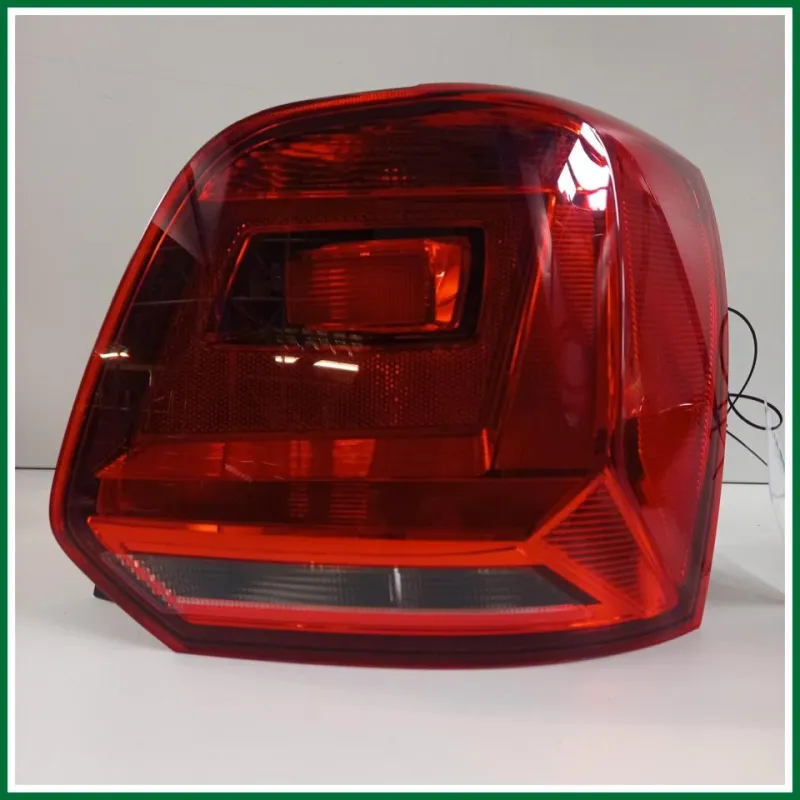 FANALE POSTERIORE DX VOLKSWAGEN POLO ( 2009-2015 ) RESTYLING