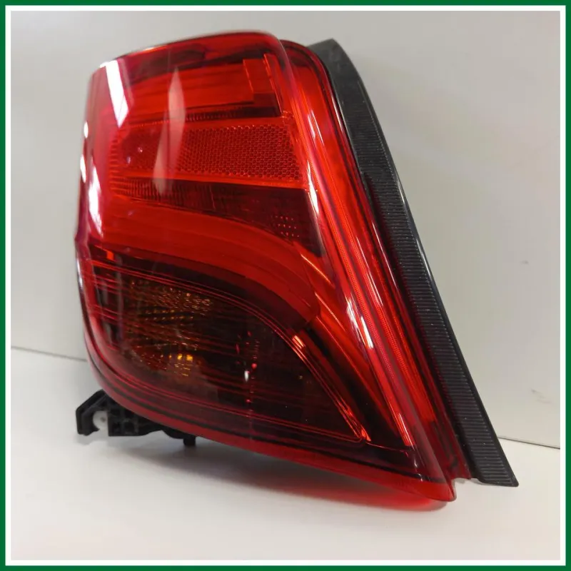 Fanale posteriore Led sx Toyota Yaris 2017 Restyling