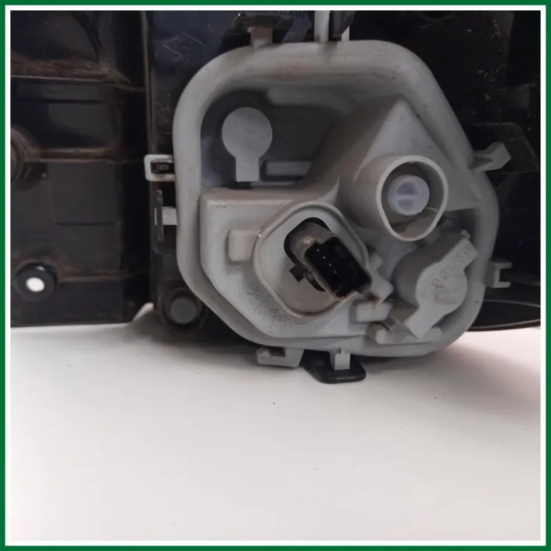 Fanale posteriore esterno sx Renault Captur pre-restyling 2013-2017