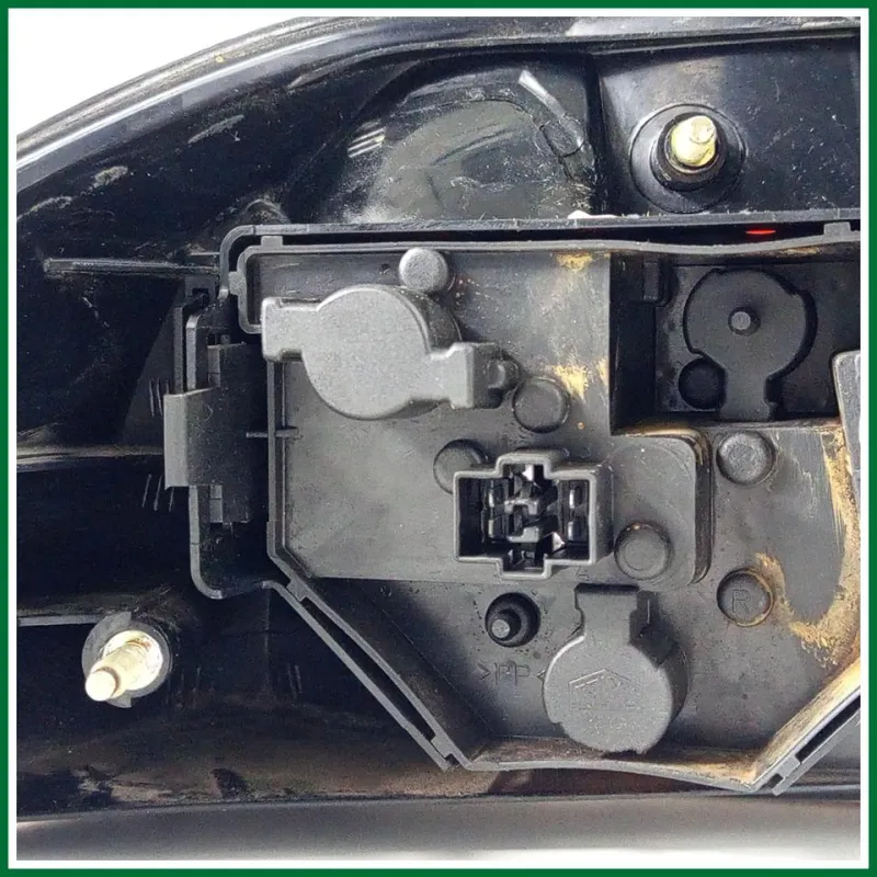 Fanale posteriore esterno dx Saab 900 (1995)