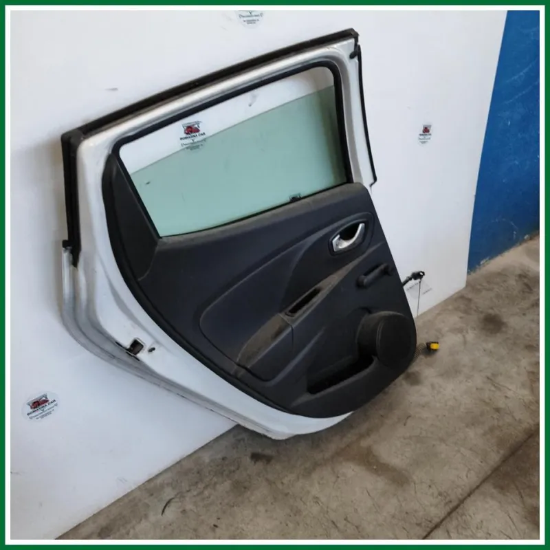 PORTA POSTERIORE SINISTRA RENAULT CLIO 4 ANNO 2013 COLORAZIONE BIANCO