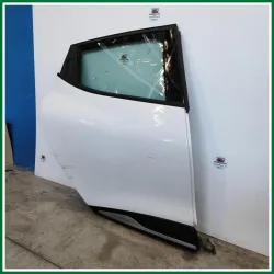 PORTA POSTERIORE DESTRA RENAULT CLIO 4 ANNO 2013 COLORAZIONE BIANCO (GRAFFI VEDERE FOTO)