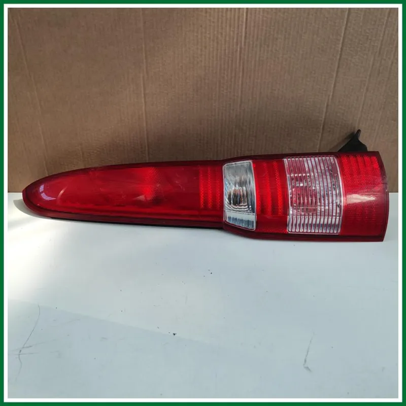 FANALE POSTERIORE SINISTRO FIAT PANDA ANNO 2012