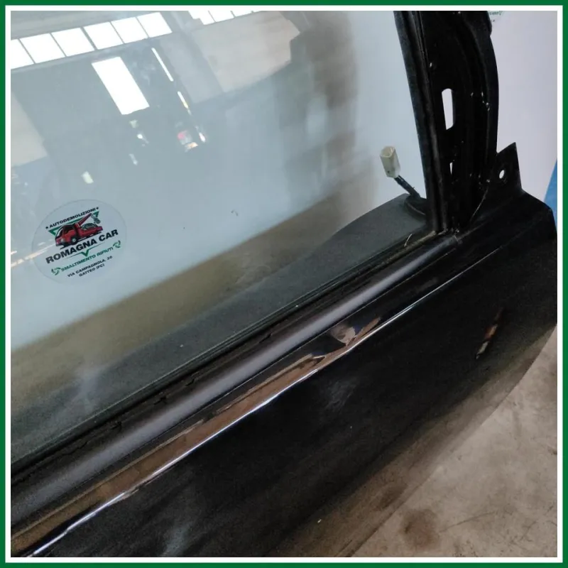 PORTA ANTERIORE DX COMPLETA MAZDA 2 (2009) COL NERO ESCLUSO RETROVISORE ALCUNI SEGNI VEDI FOTO