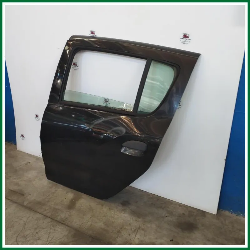 PORTA POSTERIORE SINISTRA DACIA SANDERO ANNO 2013 COLORAZIONE NERO