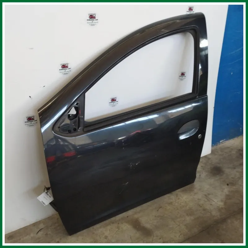 PORTA ANTERIORE SINISTRA DACIA SANDERO ANNO 2013 COLORAZIONE NERO