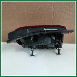 FANALE POSTERIORE DX DACIA DUSTER 2013 ATTACCHI INTEGRI CON PORTALAMPADA