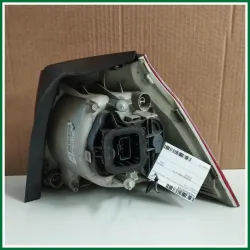 FANALE POSTERIORE ESTERNO SX GOLF 5 ANNO 2004 VER 1.9 DIESEL 77KW