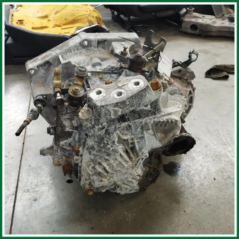 CAMBIO A 6 MARCE ALFA ROMEO GIULIETTA ANNO 2017 VER 1.6 DIESEL KW 88 COD MOT 940C1000 KW 160.000