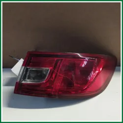 FANALE POSTERIORE ESTERNO DESTRO RENAULT CLIO ANNO 2015 VER 1.5 DIESEL KW 55 COD MOT K9K9C6