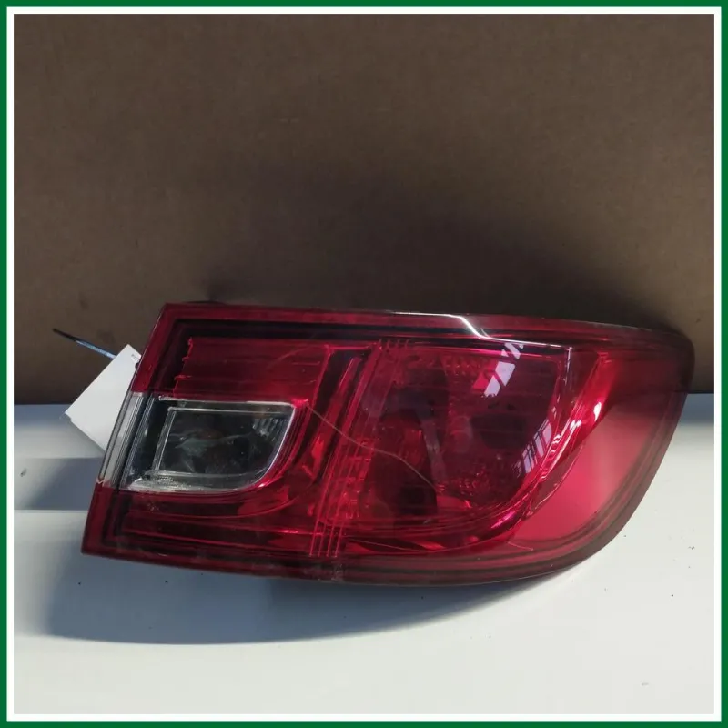 FANALE POSTERIORE ESTERNO DESTRO RENAULT CLIO ANNO 2015 VER 1.5 DIESEL KW 55 COD MOT K9K9C6