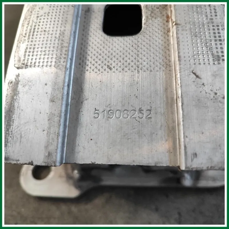TRAVERSA PARAURTI ANTERIORE FIAT 500 L ANNO 2014 ALLUMINIO