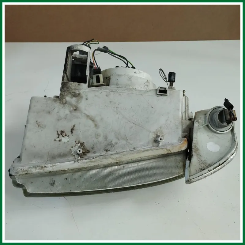 PROIETTORE ANTERIORE DX FIAT SEICENTO ANNO (2002) ATTACCHI INTEGRI C/ FRECCIA LATERALE