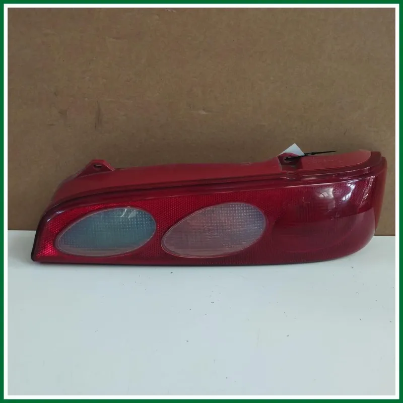 FANALE POSTERIORE DX FIAT SEICENTO ANNO (2002) C/PORTALAMPADA ATTACCHI INTEGRI ALCUNI LIEVI SEGNI