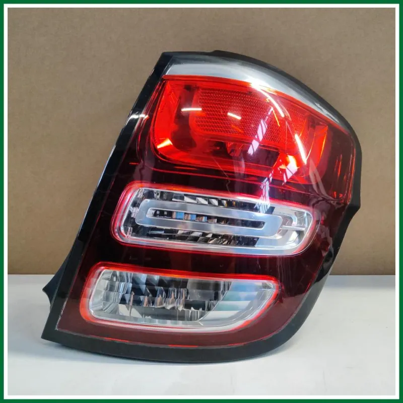 FANALE POSTERIORE EST. DX CITROEN C3 ANNO 2017 ALCUNI LIEVI SEGNI VEDI FOTO