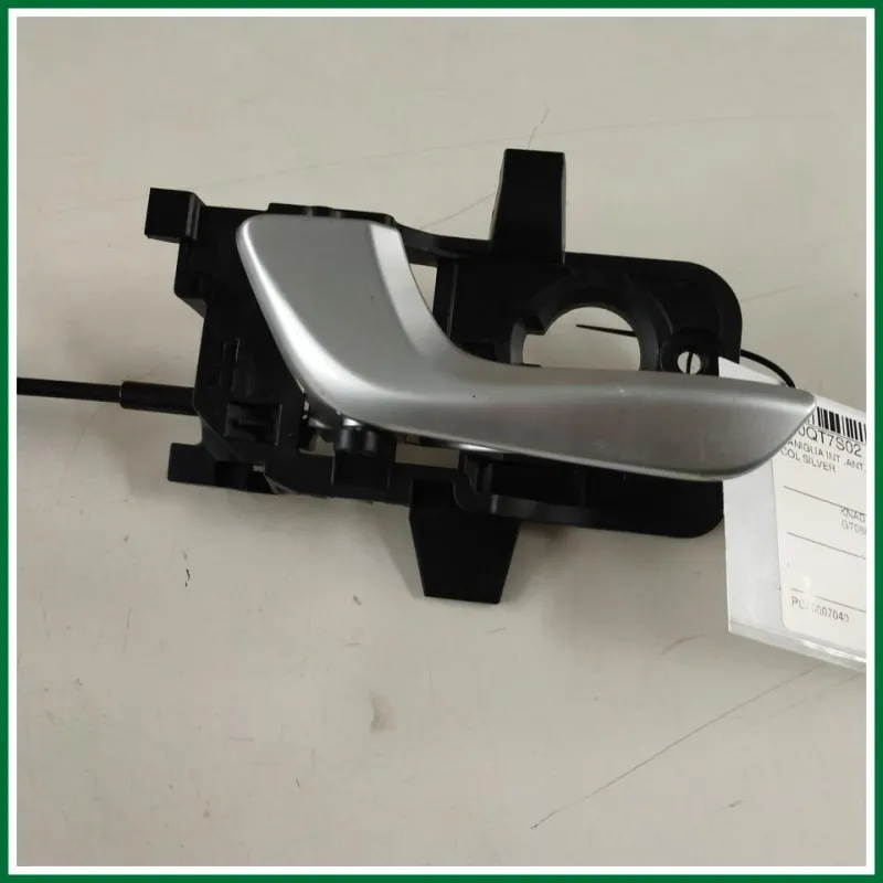 MANIGLIA INT .ANT. SX KIA STONIC 2024 VERS. GT LINE COL SILVER