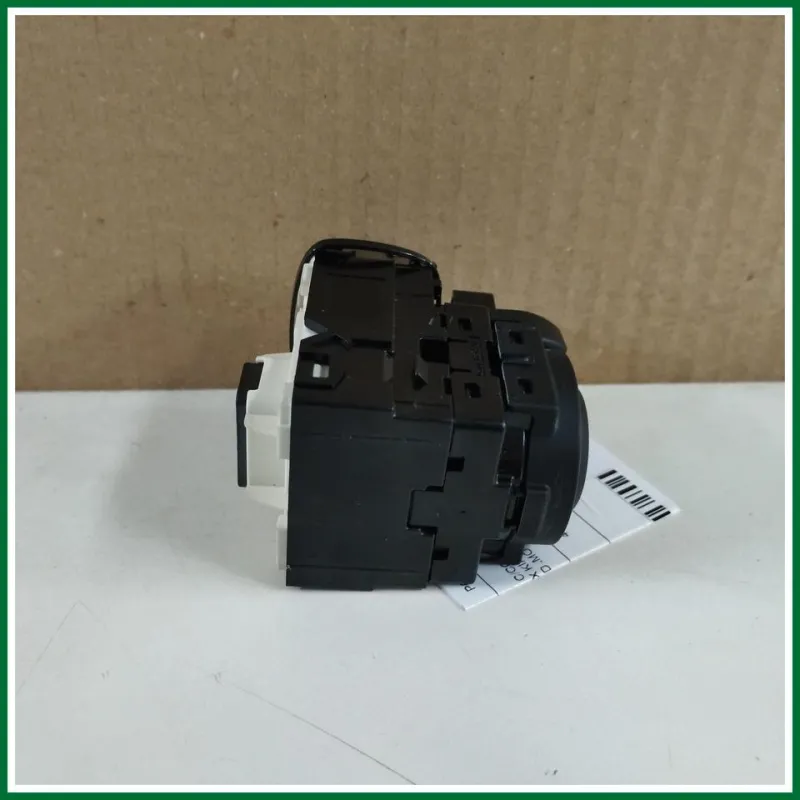 PULSANTIERA ANTERIORE SX COMPLETA C/COMANDI CRISTALLI/REGOLAZ RETROVISORE DX-SX KIA STONIC 2024 VERS. GT LINE 1.0 KW 74 HYBRID C
