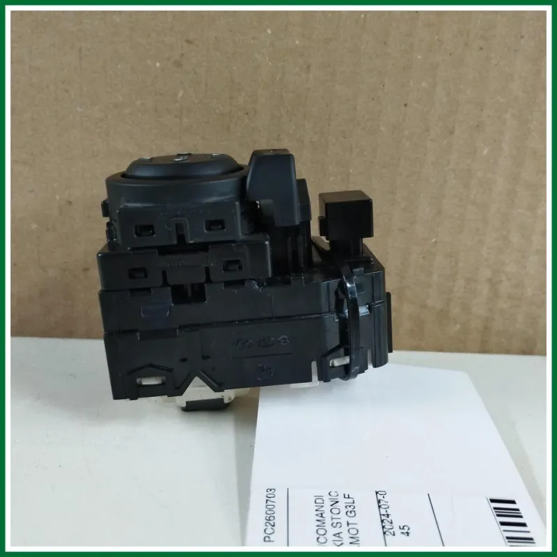 PULSANTIERA ANTERIORE SX COMPLETA C/COMANDI CRISTALLI/REGOLAZ RETROVISORE DX-SX KIA STONIC 2024 VERS. GT LINE 1.0 KW 74 HYBRID C