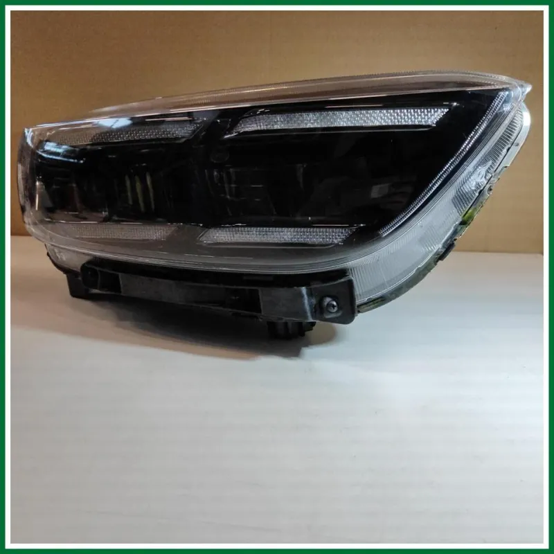 PROIETTORE DX LED KIA STONIC LIFT 2024 ALCUNI SEGNI (RIPARATO NELLA PARTE POSTERIORE ) VERS1.0 73 KW COD MOT GELF GTLINE