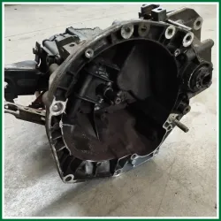 CAMBIO MANUALE A 5 MARCE FIAT PANDA 1.3 44 KW BENZ COD MOTORE 188A4000 ANNO 2007 KM 100.000 COMPATIBILE CON FIAT PUNTO- LANCIA Y