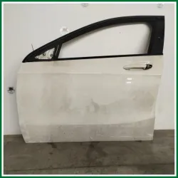 PORTIERA ANTERIORE SX (SOLO CARROZZERIA) CLASSE A W176 2016 VER 1.5 KW 80 COD MOT K9K (AUTO INCENDIATA)