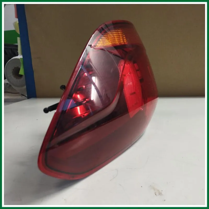FANALE POST. ESTERNO DX OPEL ASTRA 2011 VER 1.7 KW 92 COD MOT A17DTR