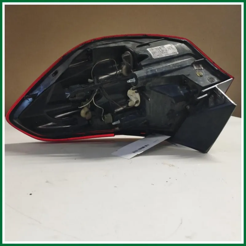 FANALE POST. ESTERNO SX OPEL ASTRA 2011 VER 1.7 KW 92 COD MOT A17DTR