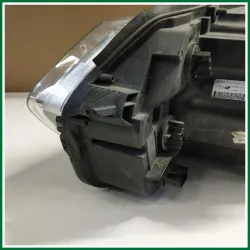 PROIETTORE DX TOYOTA PROACE 2017 ATTACCHI ROTTI
