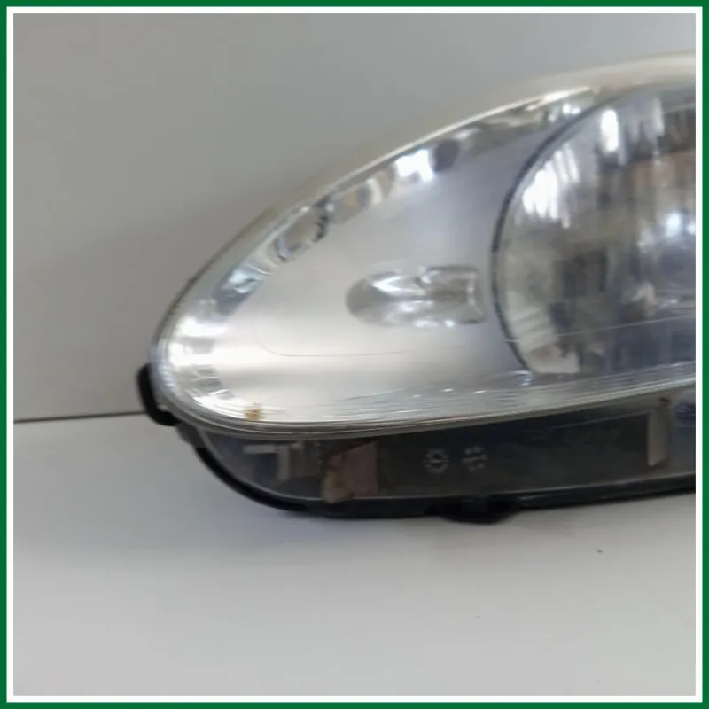 proiettore anteriore sx fiat punto anno 2008