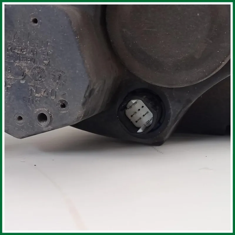 proiettore anteriore sx fiat punto anno 2008