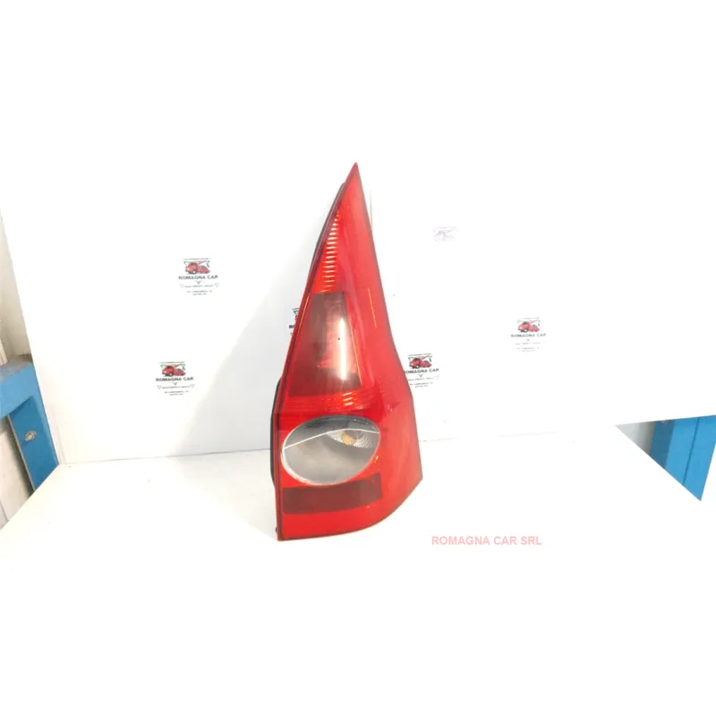 FANALE POST. DX. RENAULT MEGANE 2A SERIE (09/02-02/06) 1.4 16V BER. 3P/B/1390CC