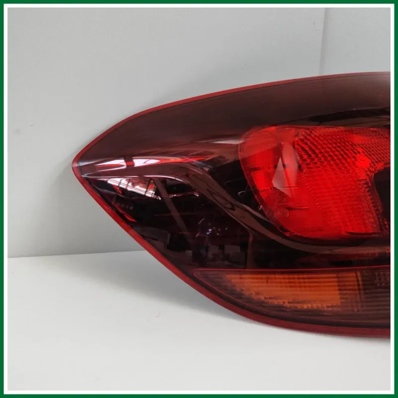 Fanale Posteriore esterno SX Opel Astra J Sport Tourer 2010-2015