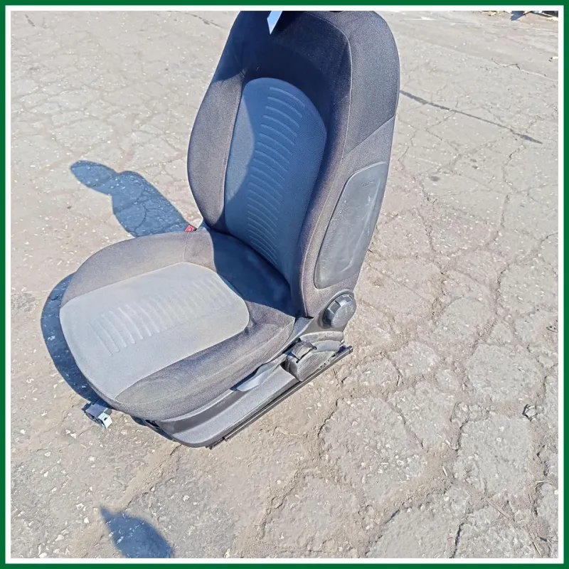 sedile anteriore sx fiat punto anno 2008