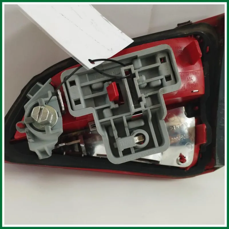 Fanale posteriore interno SX Audi A4 2008-2015