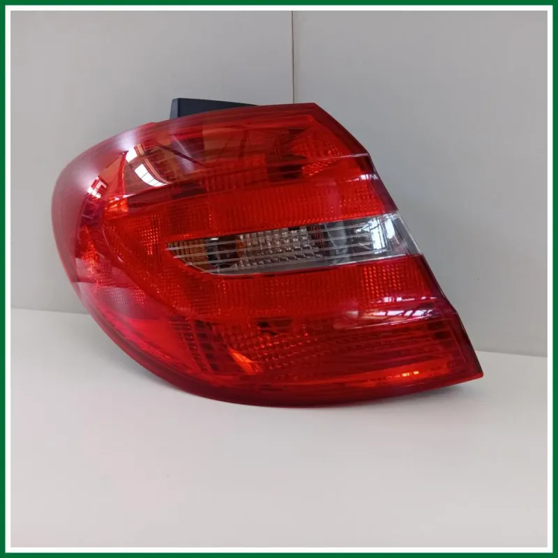 Fanale Posteriore SX Alogeno Mercedes-benz Classe B 2011-2014