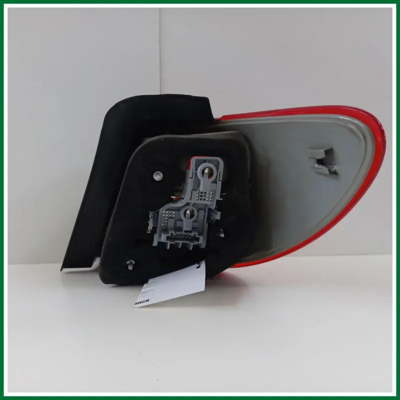 Fanale Posteriore SX Alogeno Mercedes-benz Classe B 2011-2014
