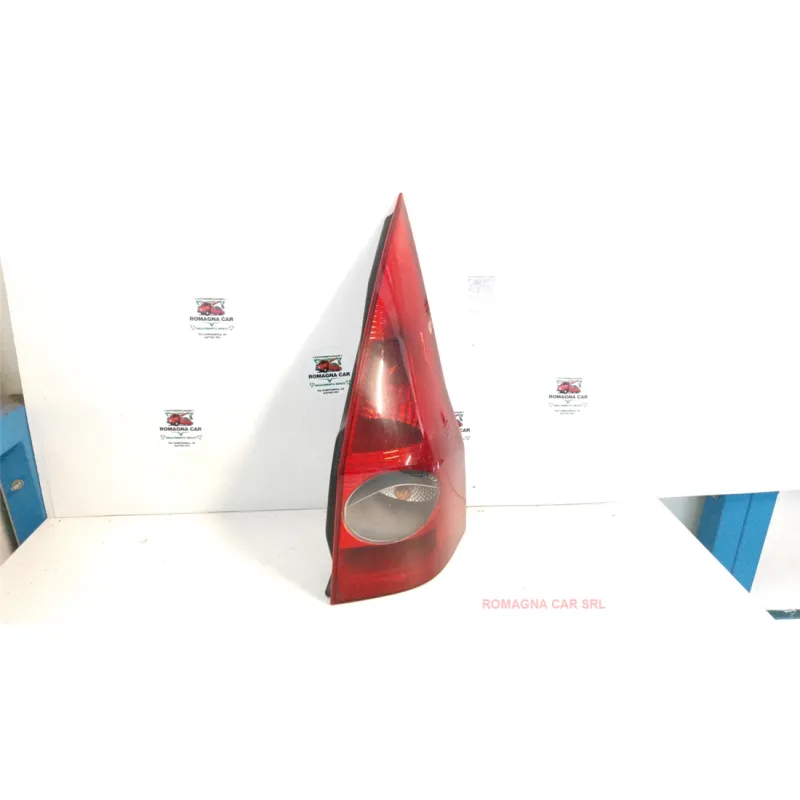 FANALE POST. DX. RENAULT MEGANE 2A SERIE (09/02-02/06) 1.4 16V BER. 3P/B/1390CC