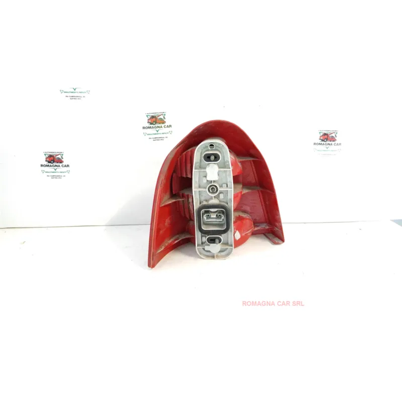FANALE POST. 09/04 DX. RENAULT TWINGO 1A SERIE (08/98-09/07) 1.2 16V BER. 3P/B/1149CC