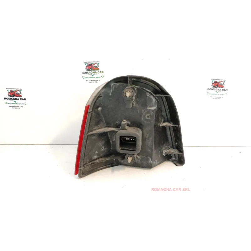 FANALE POST. 09/04 DX. RENAULT TWINGO 1A SERIE (08/98-09/07) 1.2 16V BER. 3P/B/1149CC