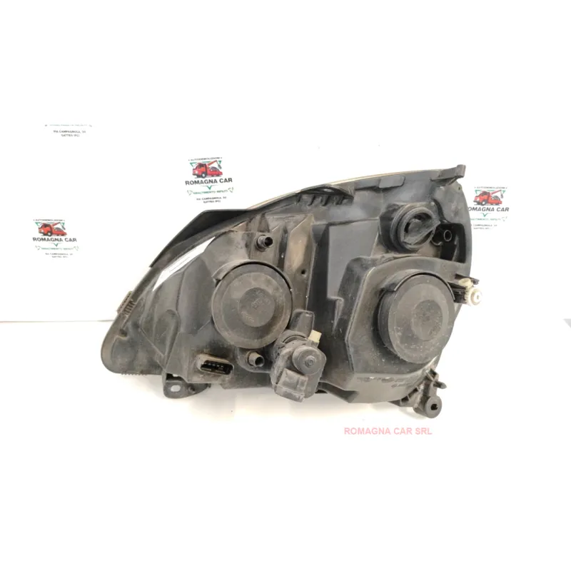 PROIETTORE DX. RENAULT CLIO 3A SERIE (05/09-) 1.2 (55KW) VAN BER 3P/B/1149CC