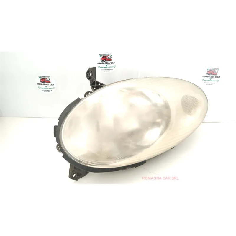 PROIETTORE DX. NISSAN MICRA (K12E) (11/02-05/06) 1.0 16V BER. 3P/B/998CC