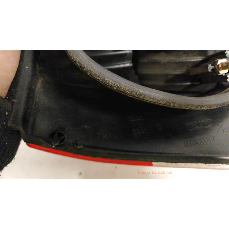 FANALE POST. DX. RENAULT SCENIC (03/99-05/03) 1.4 16V MNV 5P/B/1390CC