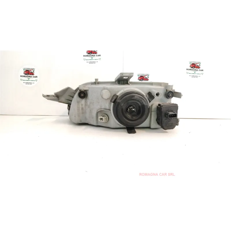 PROIETTORE DX. FIAT PUNTO 1A SERIE (11/93-10/99) 55 6 SPEED BER. 3P/B/1108CC