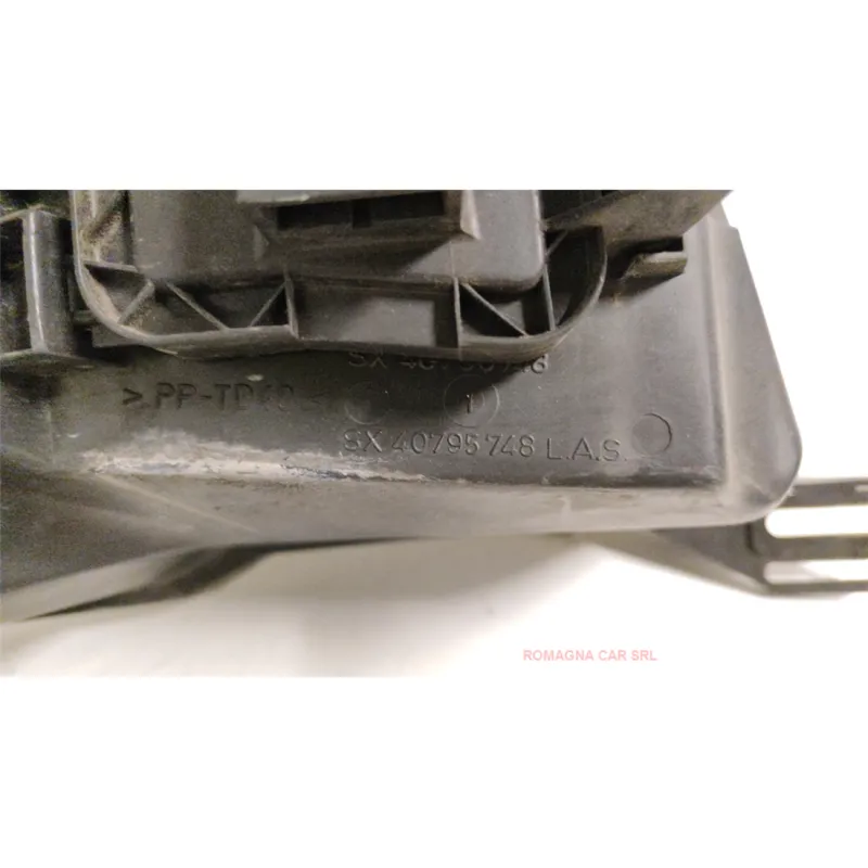 PROIETTORE SX. FIAT STILO (2C) (09/01-11/03) 1.2 16V ACTIVE BER. 3P/B/1242CC