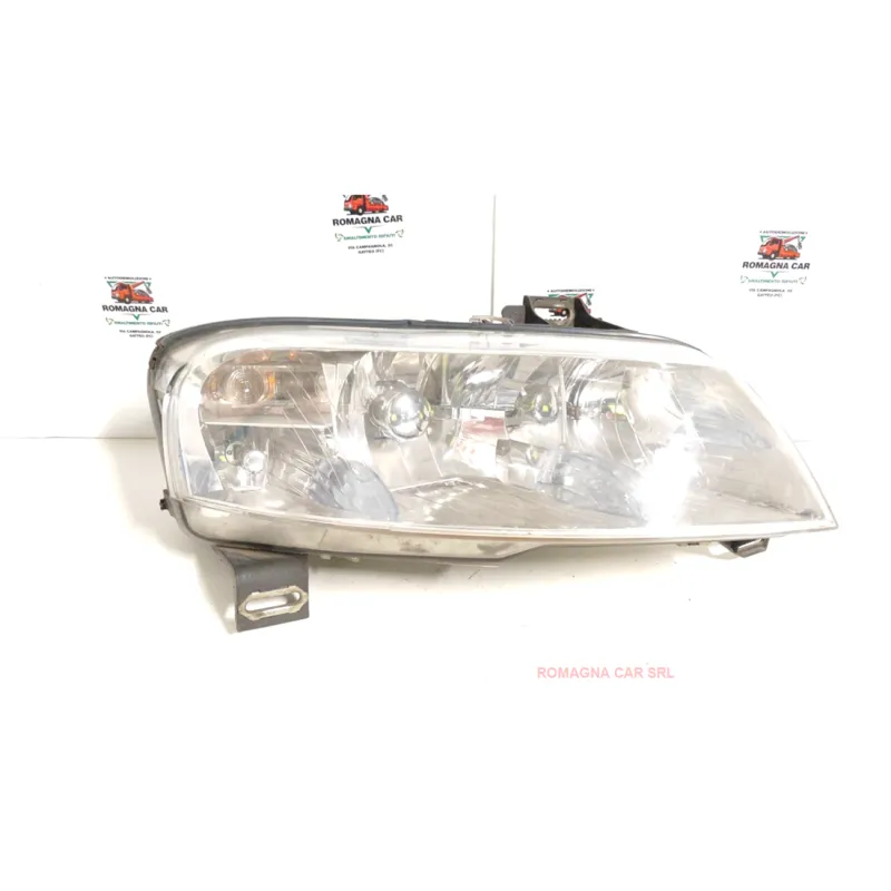 PROIETTORE DX. FIAT STILO (2C) (09/01-11/03) 1.2 16V ACTIVE BER. 3P/B/1242CC