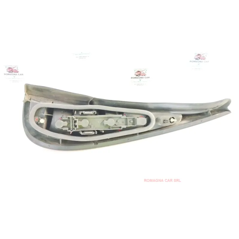 FANALE POST. PARTE EST. SX. RENAULT LAGUNA 1A SERIE (06/98-02/01) 1.6 16V RXE BER. 5P/B/1598CC.